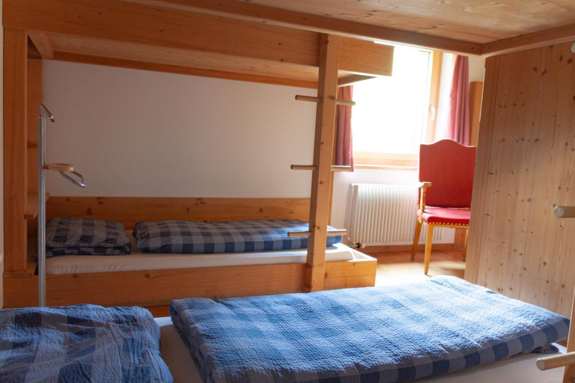 Berghaus Sulzfluh Hotel Saint Antonien Exterior photo